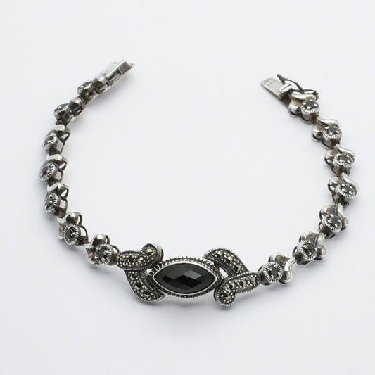 Vintage Silver Bracelet With Onyx And Marcasite Stones.