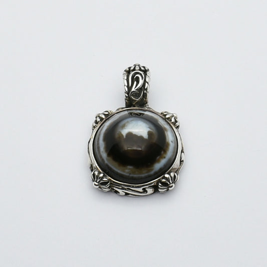 Classic Vintage Silver Black and White Shiva Eye Agate Pendant